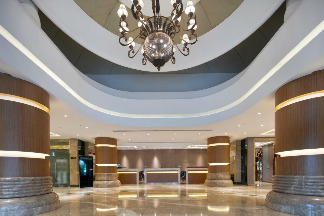 New Century Manju 4* Shanghai