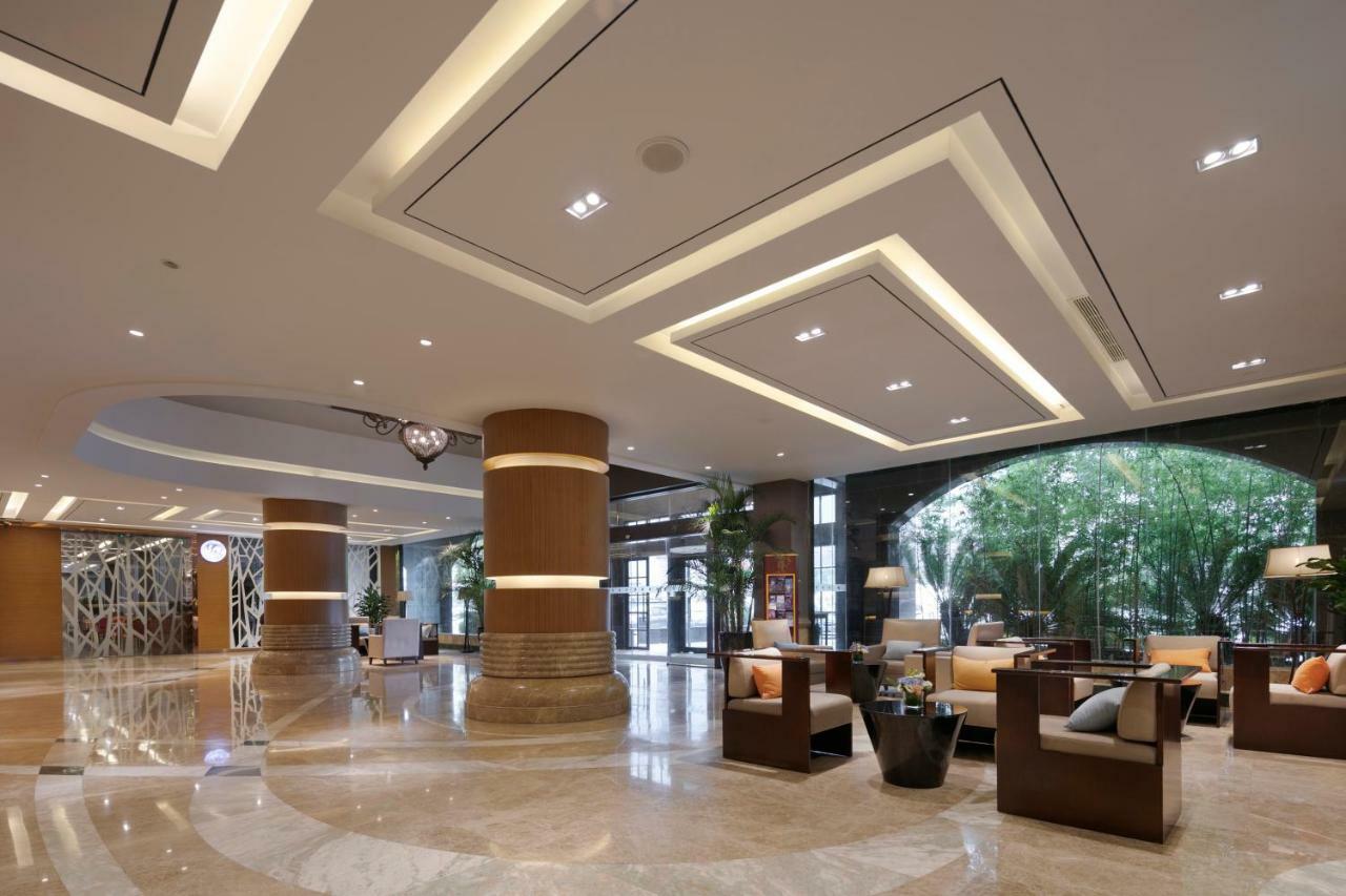 Hotel New Century Manju